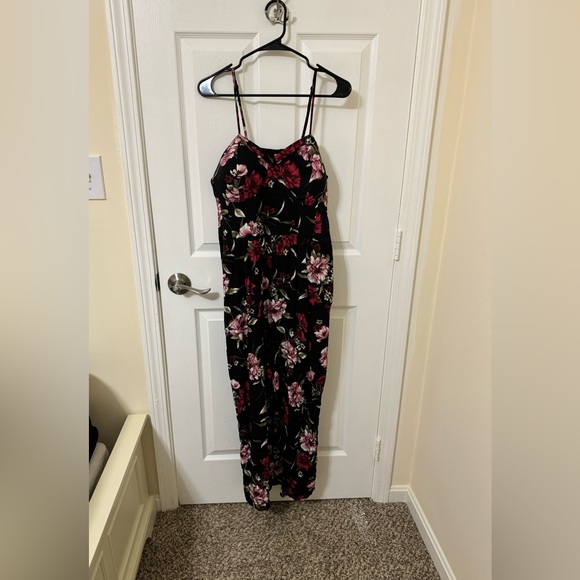 *NWT* Women’s Pants Jumpsuit - Picture 1 of 5